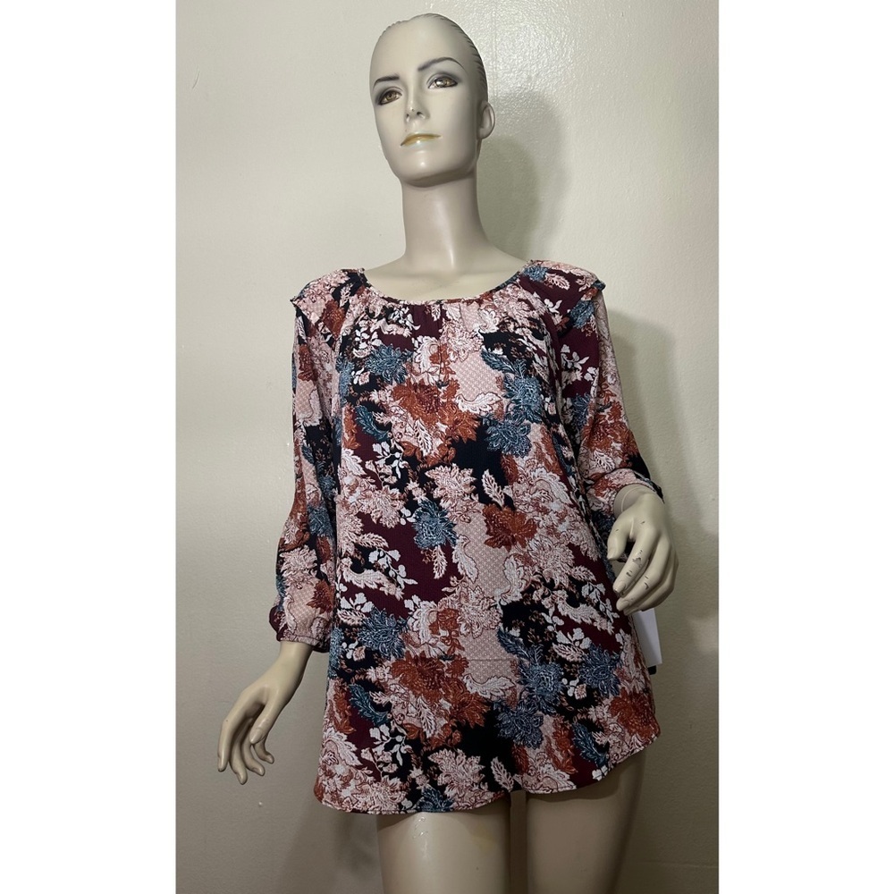 NWT AGB Women's Floral Blouse in Burgundy and Blue